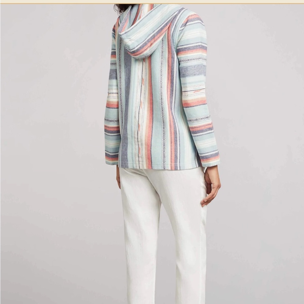 Faherty Baja Poncho - Picture 2 of 14